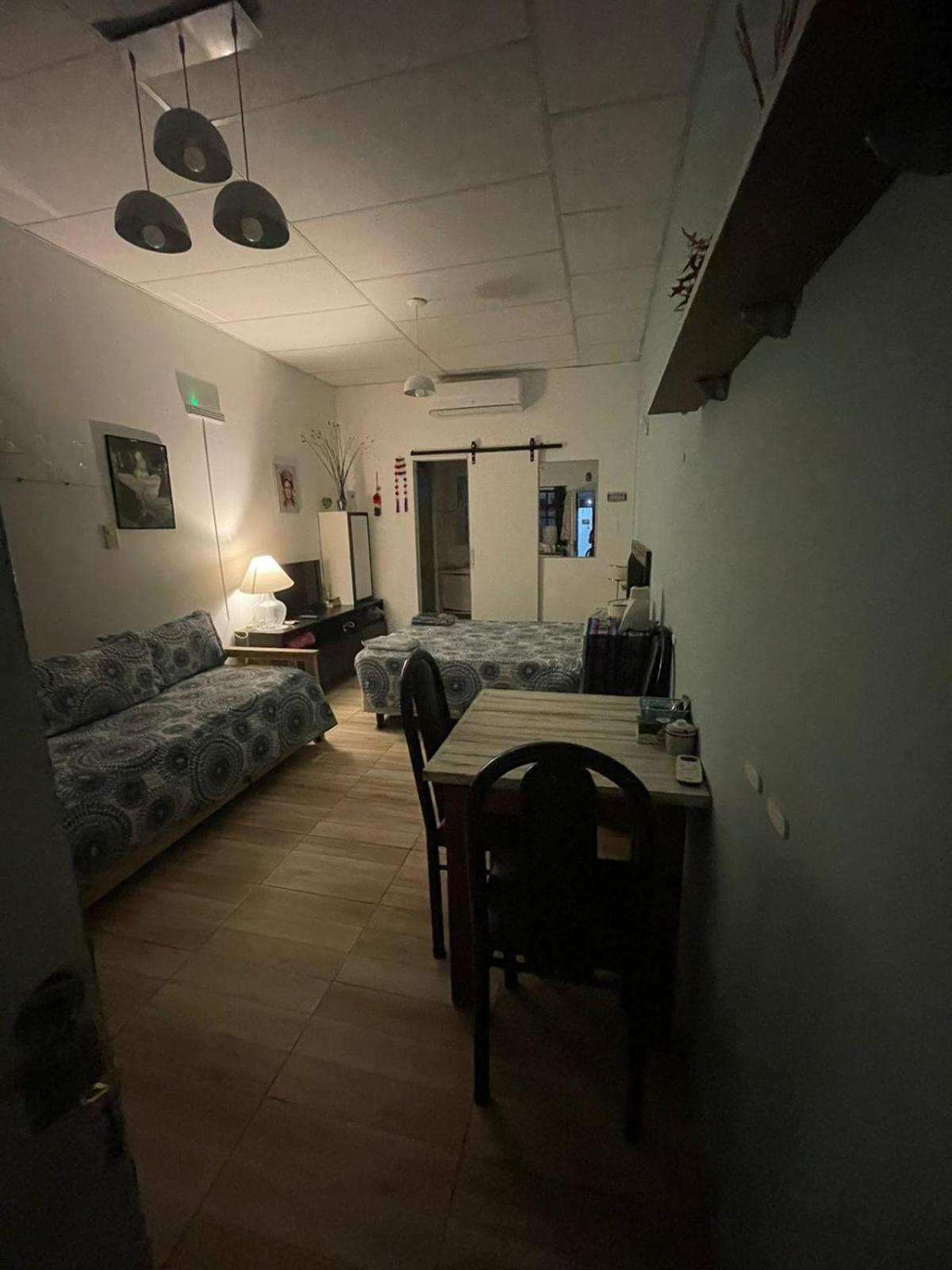 Apartament Hospedaje 3 Aeropuerto Ezeiza Pet Friendly Tranfer Gratis Desde Y Hacia El Aeropuerto De Ezeiza A 20 Minutos Zewnętrze zdjęcie